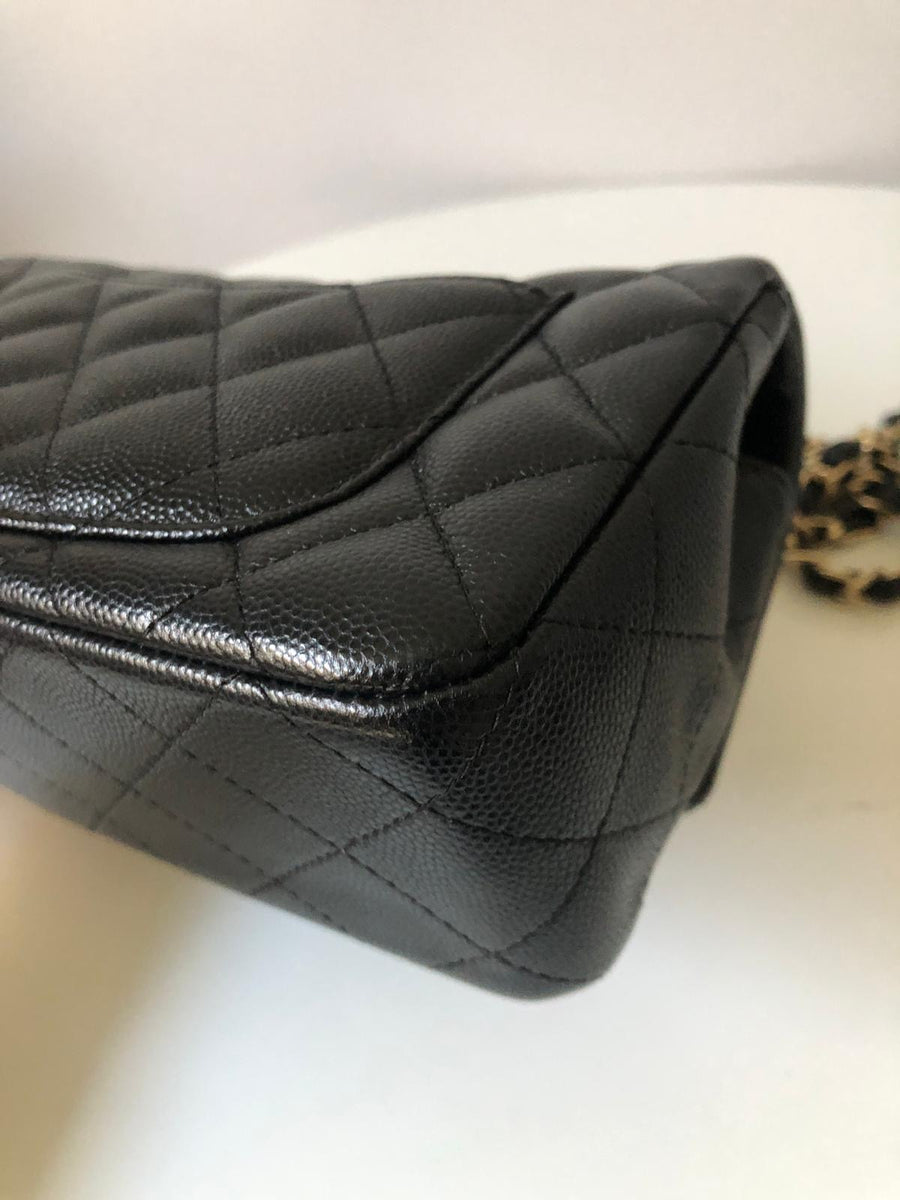 Chanel 17B Caviar Black Quilted Classic Flap Mini GHW