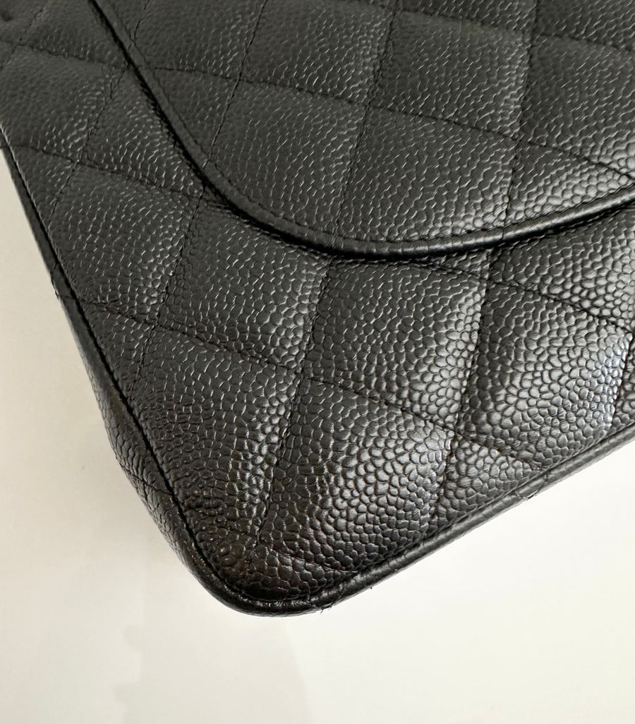 CHANEL Jumbo Classic Double Flap Black Caviar GHW