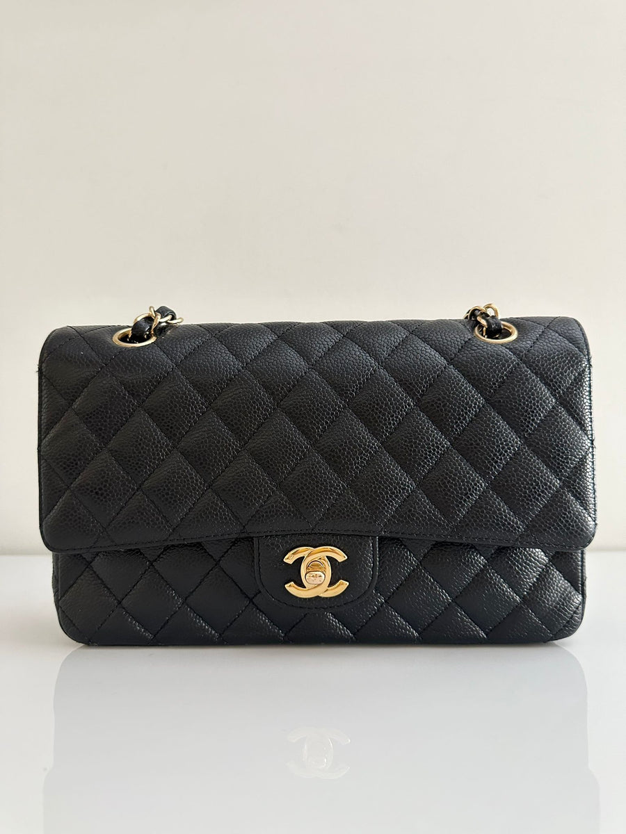 CHANEL Vintage 24K Medium Classic Caviar Double Flap